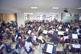 Boğaziçi Üniversitesi, yaşları 10-19 arasından değişen 200 çocuk ve eğitmeni kapsayan Sistema Europe Orkestra Kampı’na ev sahipliği yapıyor.