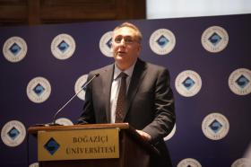 Prof. Dr. Ali Tekcan